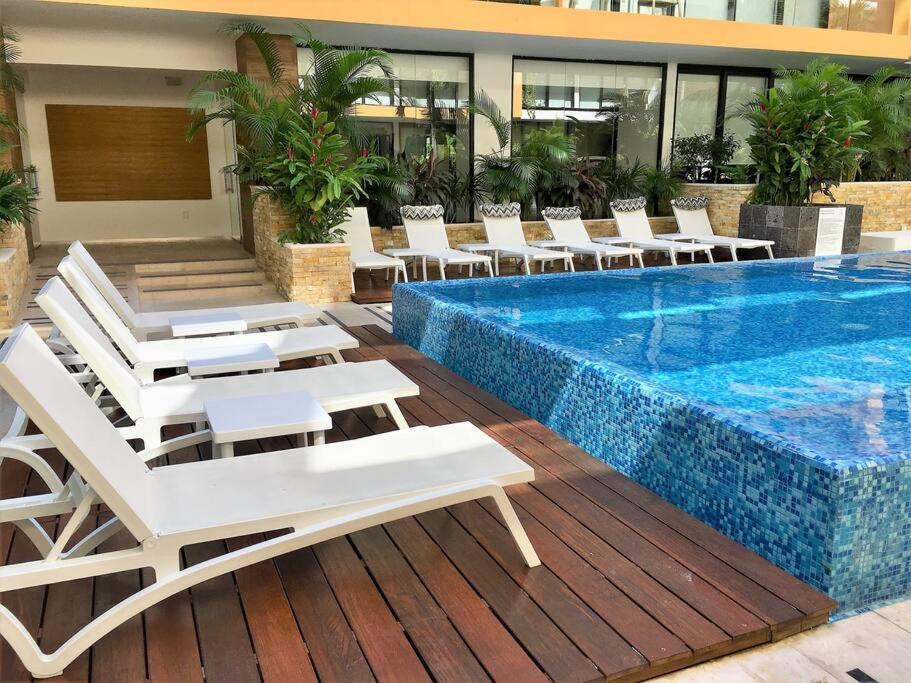 Your Exclusive Studio In The City - Top Amenities & Services For Free!! Πλάγια Ντελ Κάρμεν Εξωτερικό φωτογραφία